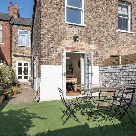 Sycamore House Apartment York