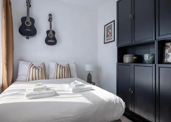 Дом отдыха Sycamore House *